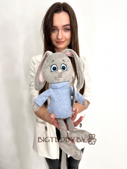 Мягкая игрушка Зайка "Мими" в синем свитере 35 см